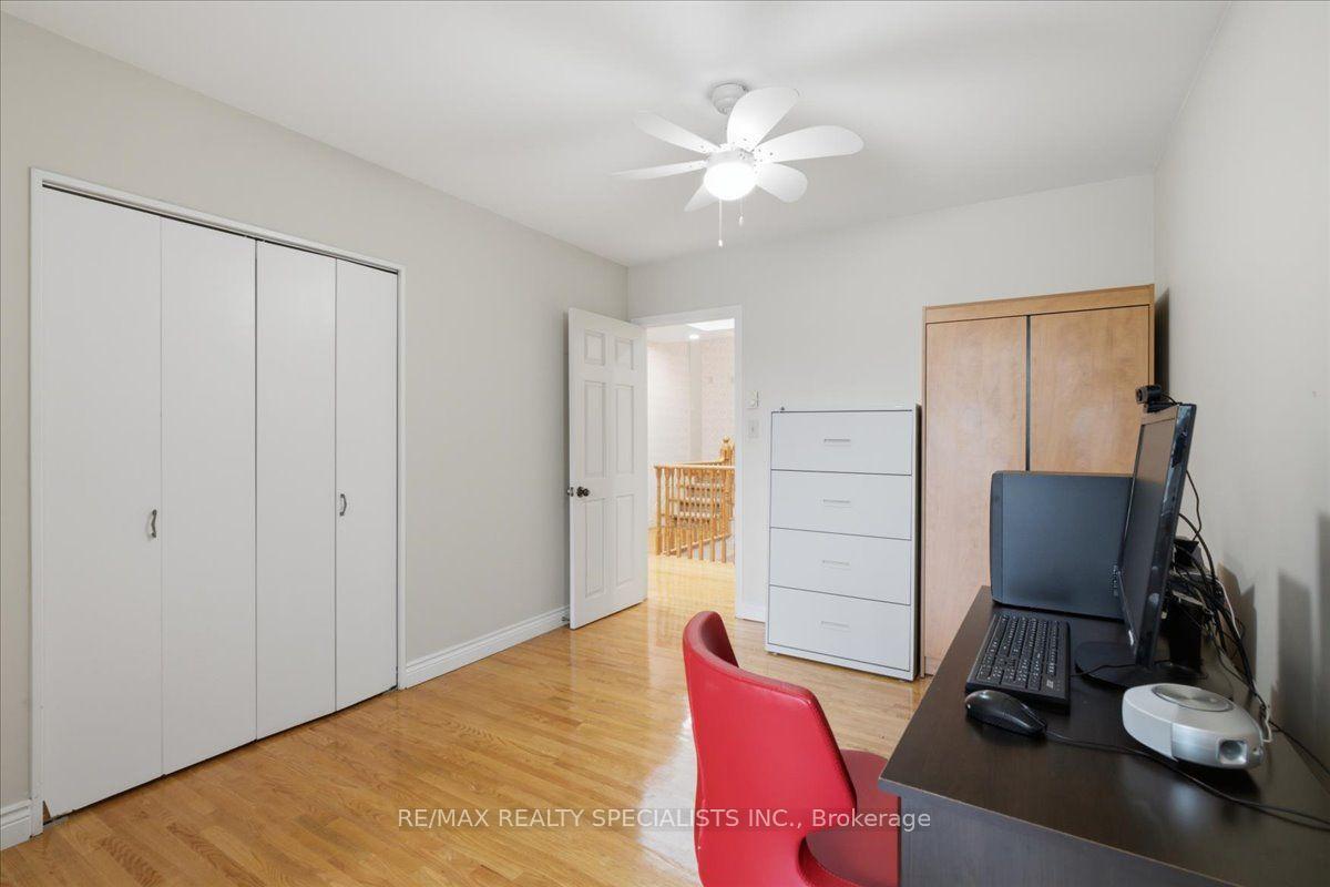 Photo 29 of 1273 Winding Trail, Mississauga, Applewood — HOMEH