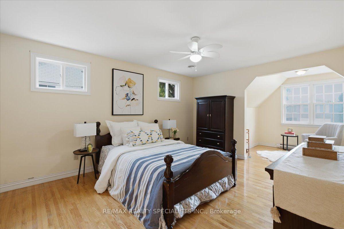 Photo 30 of 1273 Winding Trail, Mississauga, Applewood — HOMEH