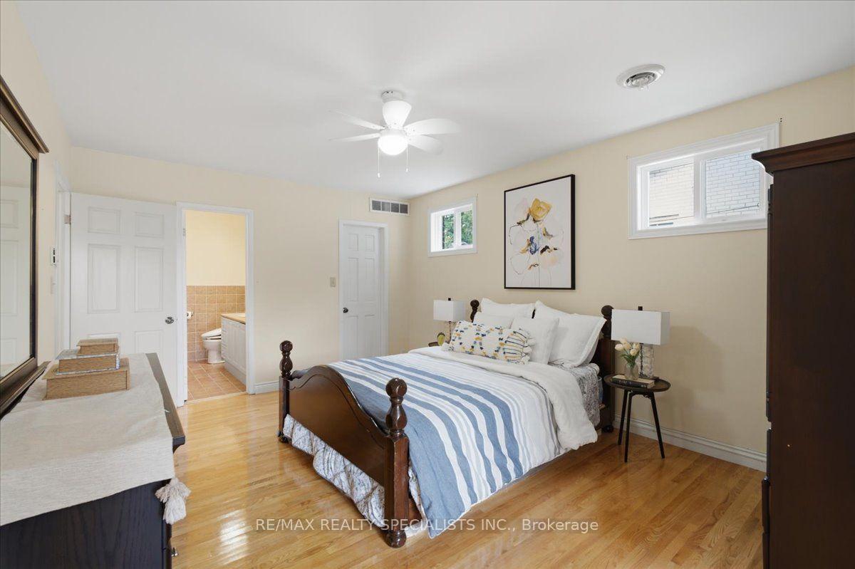 Photo 31 of 1273 Winding Trail, Mississauga, Applewood — HOMEH