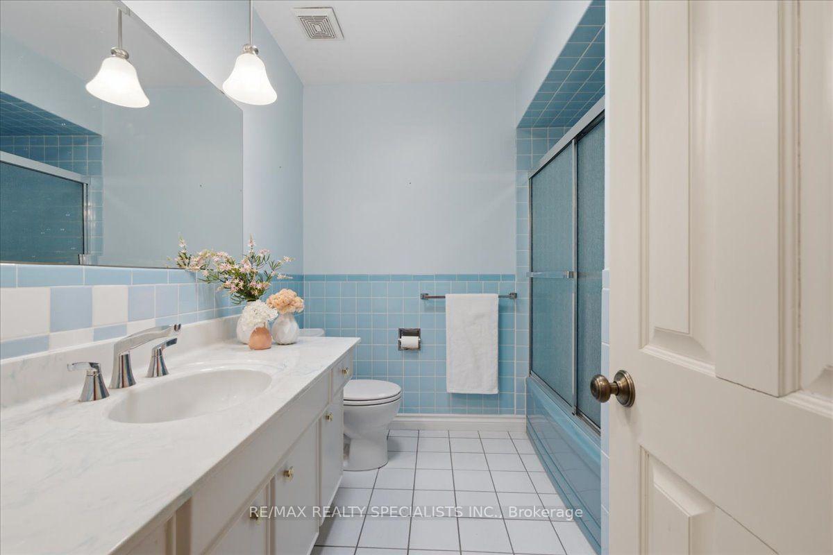 Photo 35 of 1273 Winding Trail, Mississauga, Applewood — HOMEH