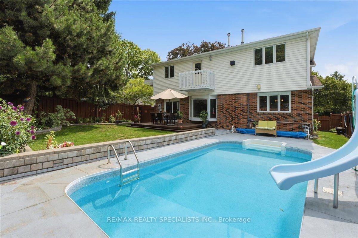 Photo 43 of 1273 Winding Trail, Mississauga, Applewood — HOMEH
