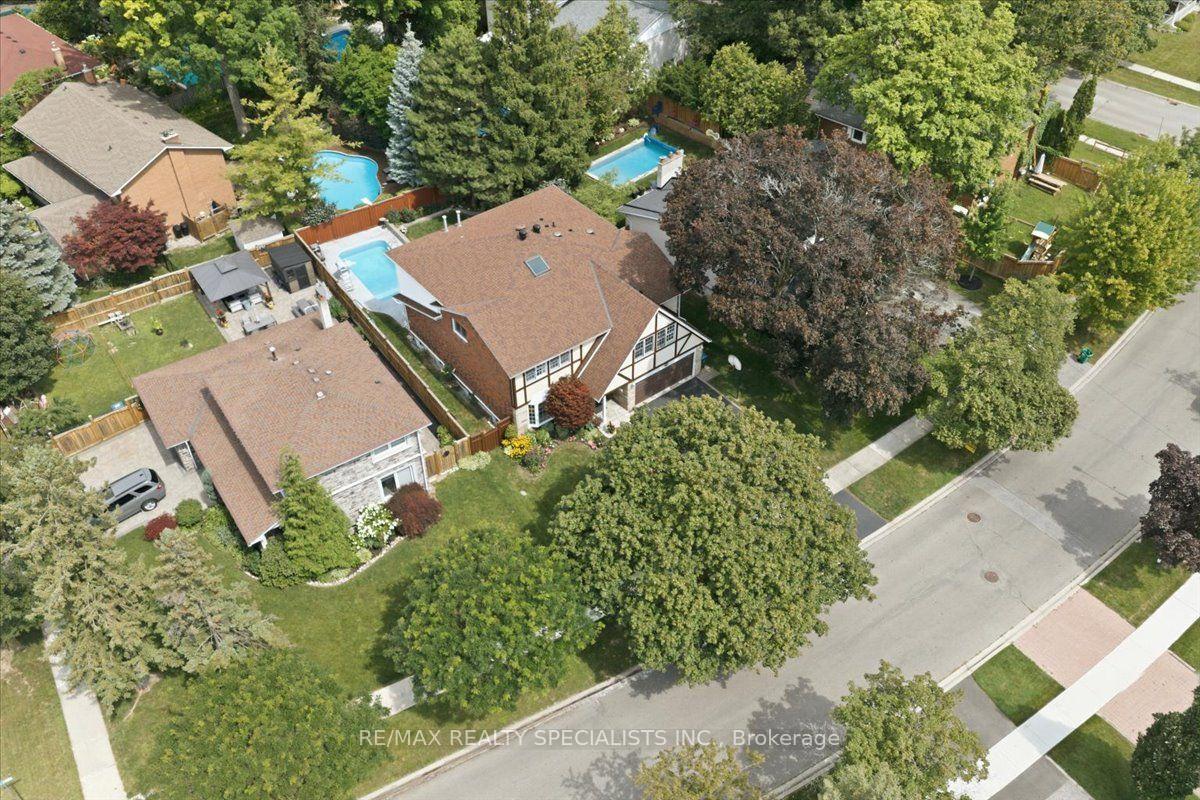 Photo 48 of 1273 Winding Trail, Mississauga, Applewood — HOMEH