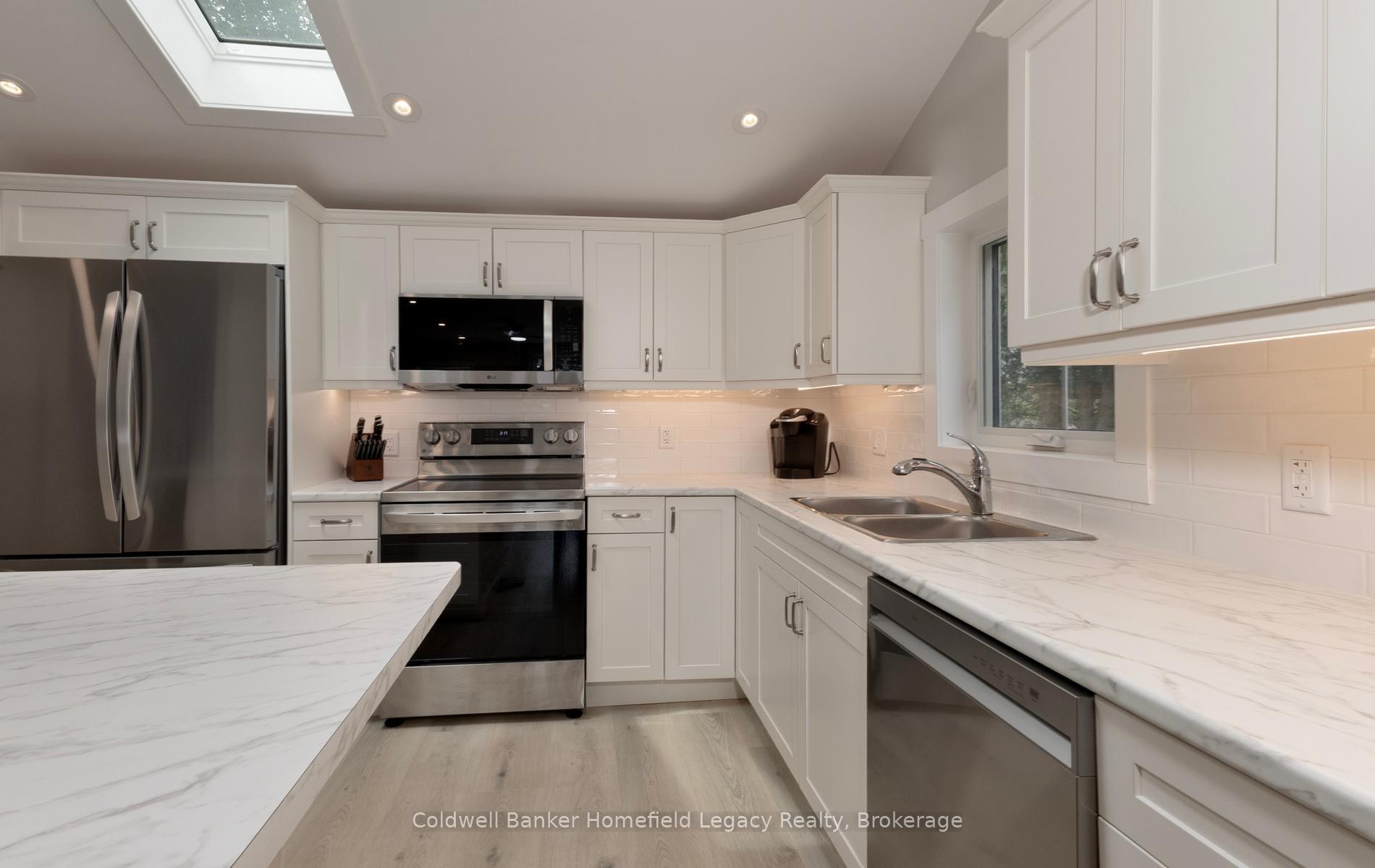 Photo 12 of 178 Thomas Street, St. Marys — HOMEH