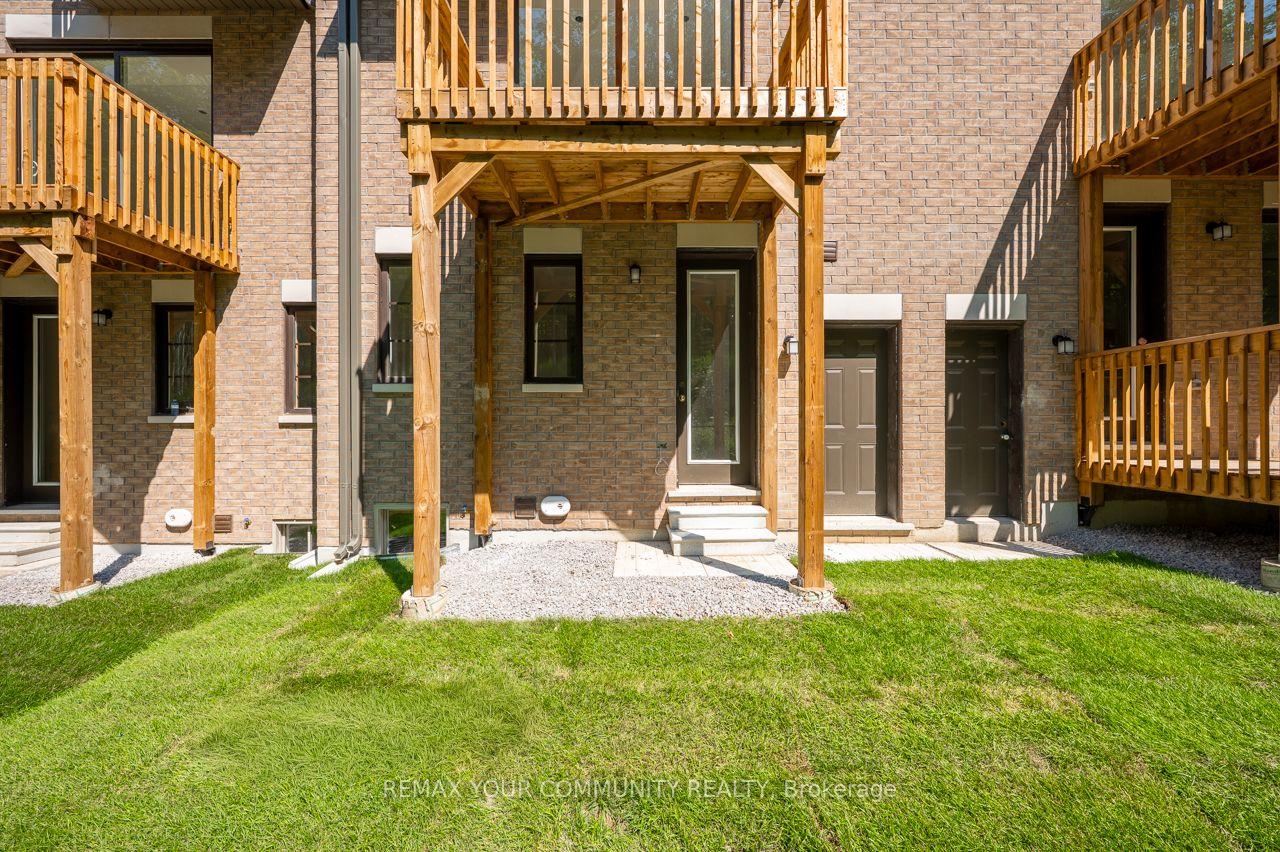 Photo 5 of 57 Donnacona Drive, Vaughan, Vellore Village — HOMEH
