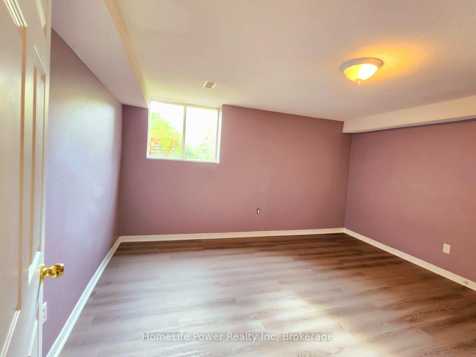 Photo 8 of Unit #B, 25 Gosling Gardens, Guelph, Clairfields/Hanlon Business Park — HOMEH
