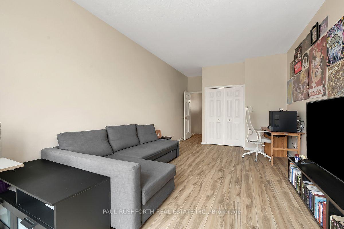 Photo 17 of 92 Splinter Crescent, Ottawa, Fairfield Heights — HOMEH