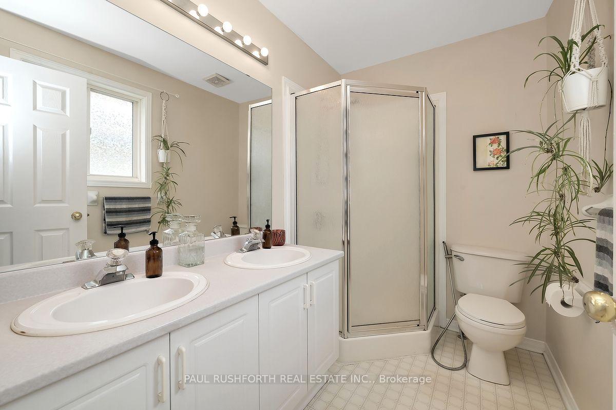Photo 19 of 92 Splinter Crescent, Ottawa, Fairfield Heights — HOMEH