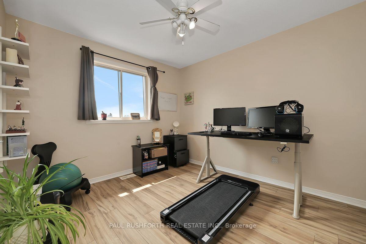 Photo 21 of 92 Splinter Crescent, Ottawa, Fairfield Heights — HOMEH
