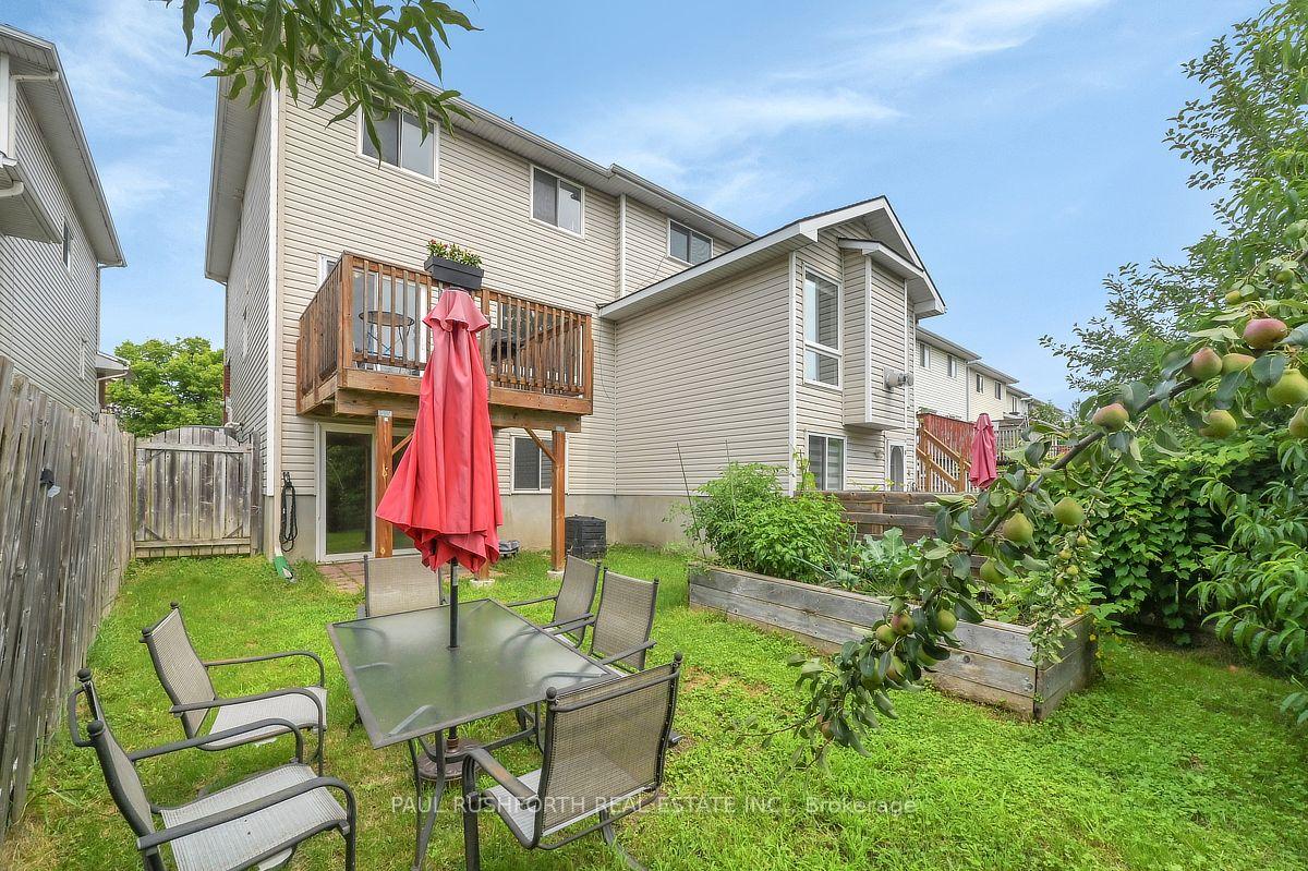 Photo 29 of 92 Splinter Crescent, Ottawa, Fairfield Heights — HOMEH