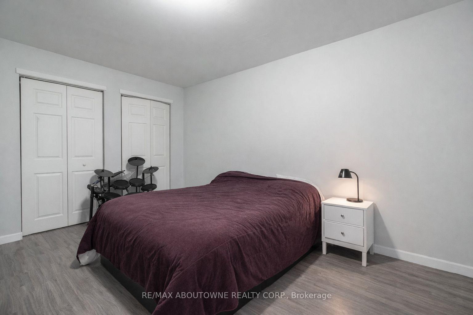 Photo 6 of 108 Queenston Street, St. Catharines, E. Chester — HOMEH