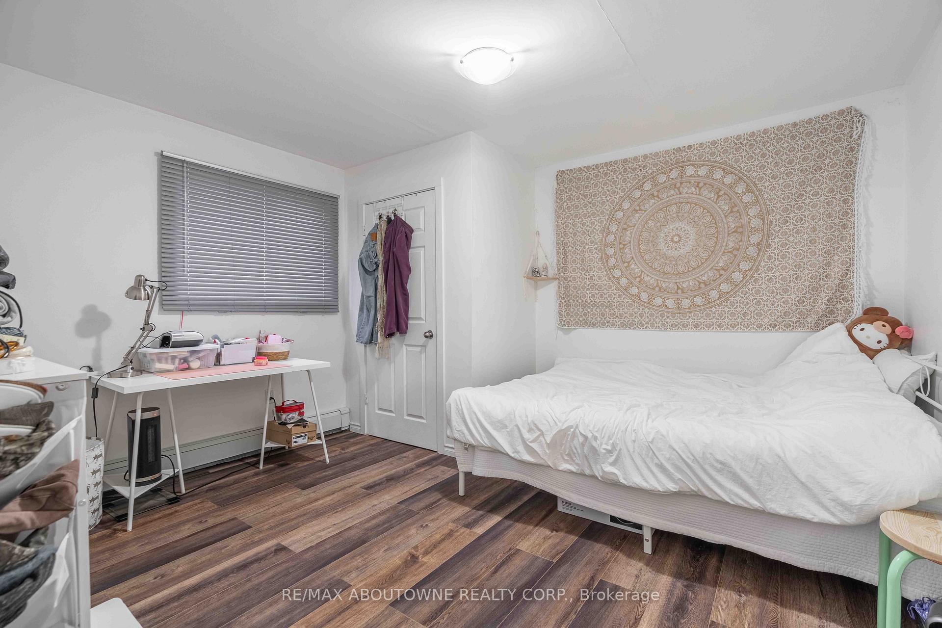 Photo 12 of 108 Queenston Street, St. Catharines, E. Chester — HOMEH