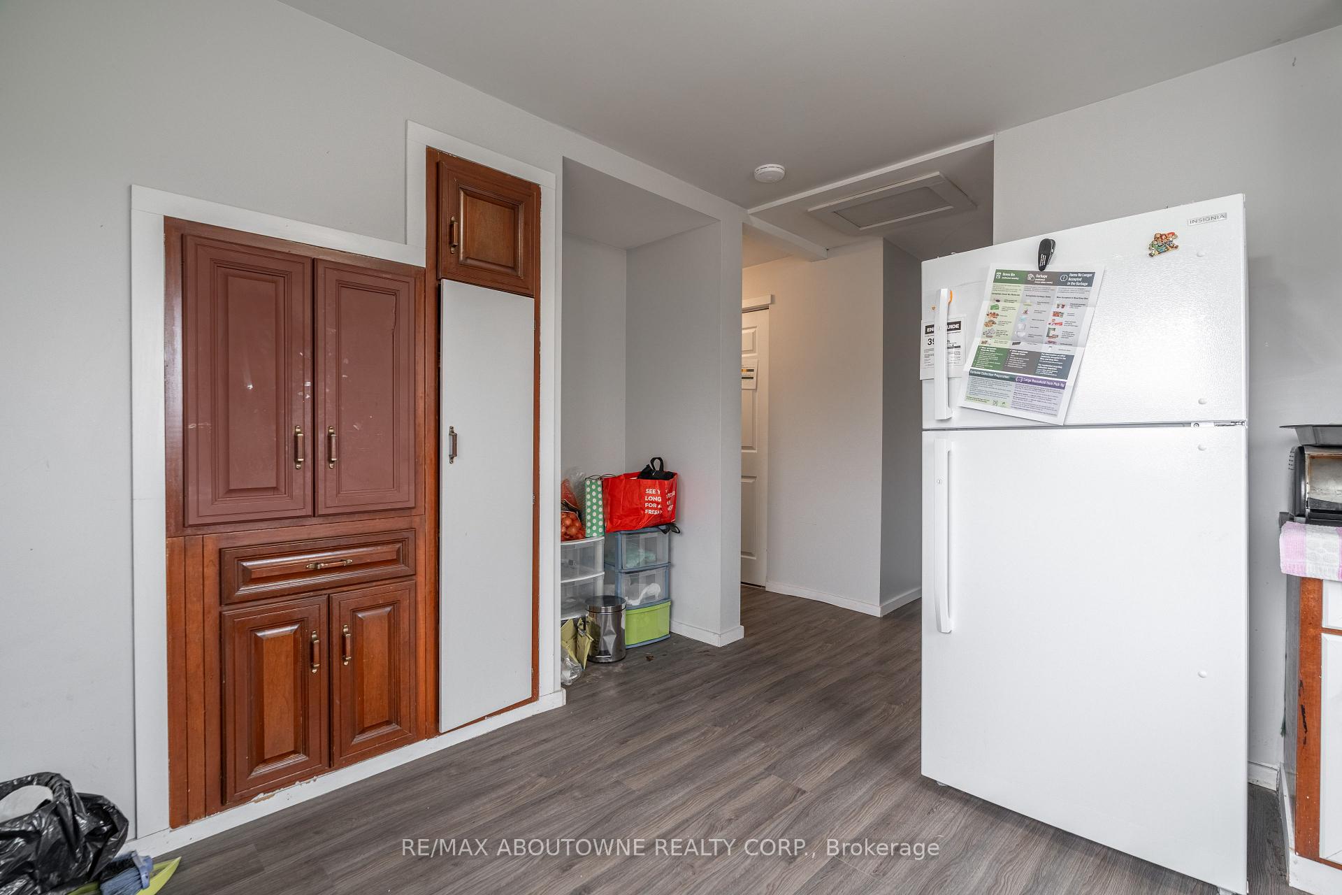 Photo 15 of 108 Queenston Street, St. Catharines, E. Chester — HOMEH
