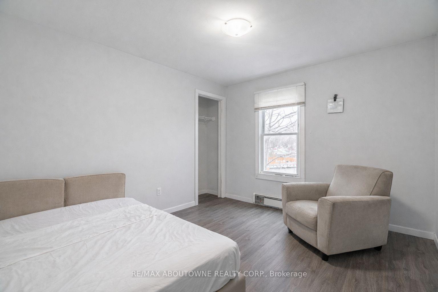 Photo 18 of 108 Queenston Street, St. Catharines, E. Chester — HOMEH