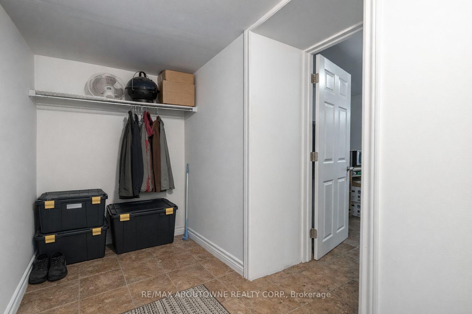 Photo 20 of 108 Queenston Street, St. Catharines, E. Chester — HOMEH