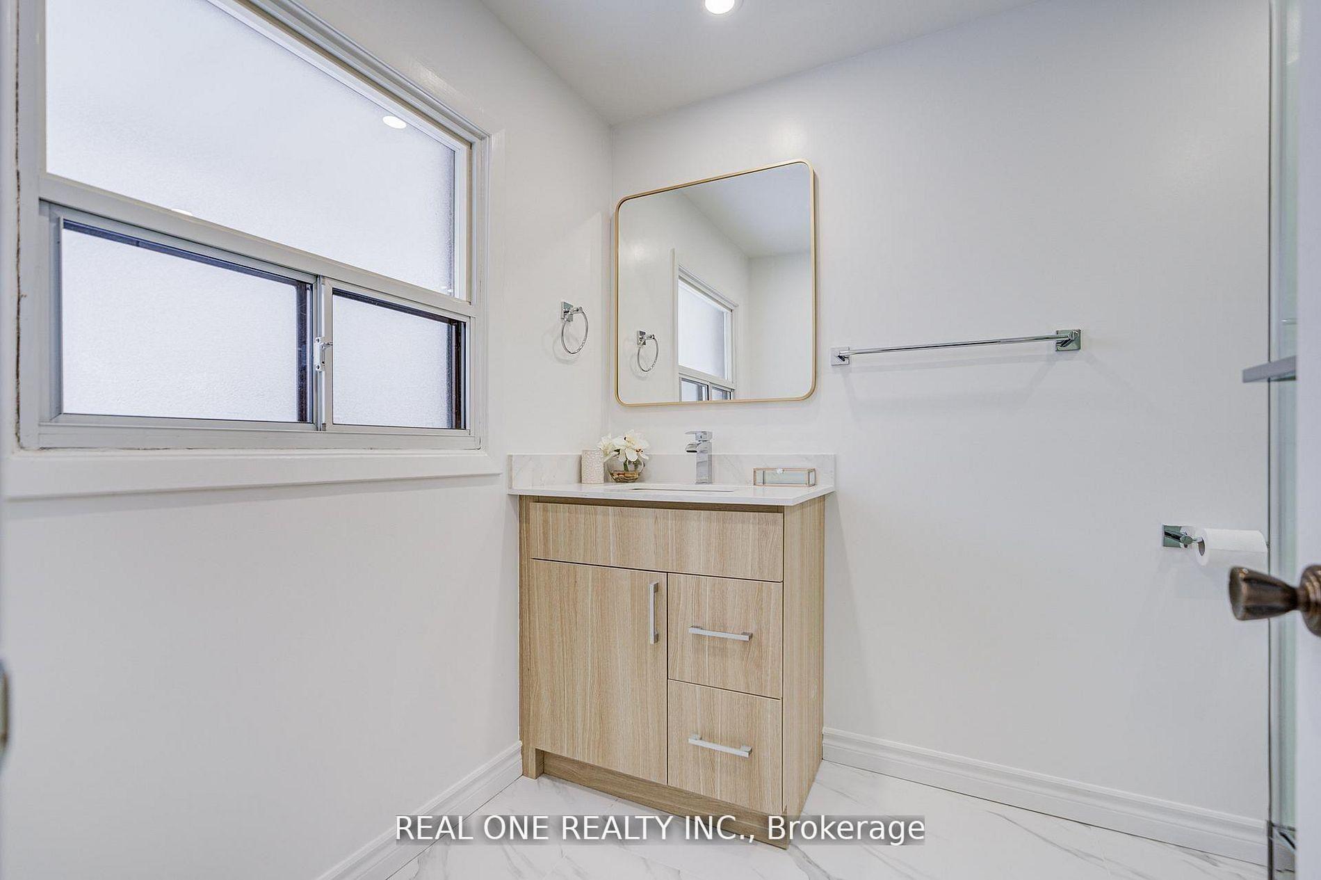 Photo 22 of 22 Kenmanor Boulevard, Scarborough, L'Amoreaux — HOMEH