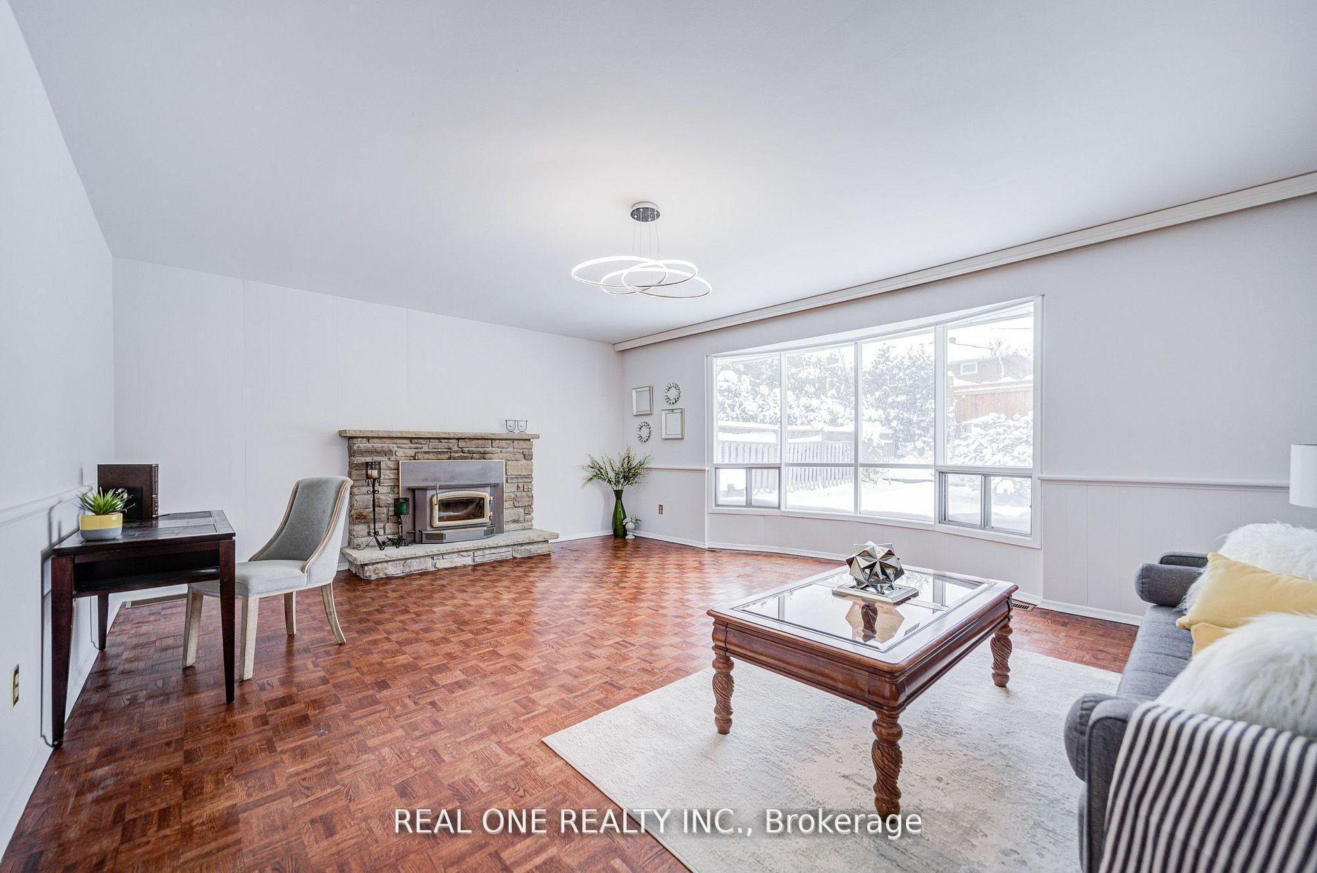 Photo 34 of 22 Kenmanor Boulevard, Scarborough, L'Amoreaux — HOMEH