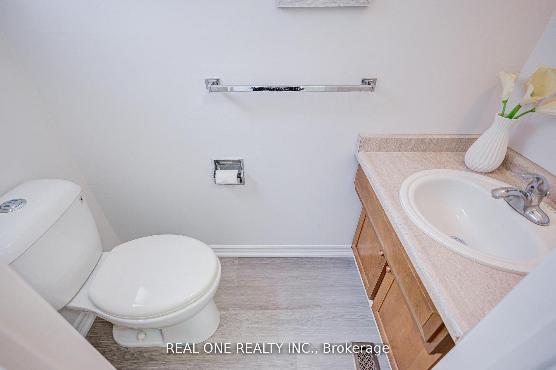 Photo 39 of 22 Kenmanor Boulevard, Scarborough, L'Amoreaux — HOMEH