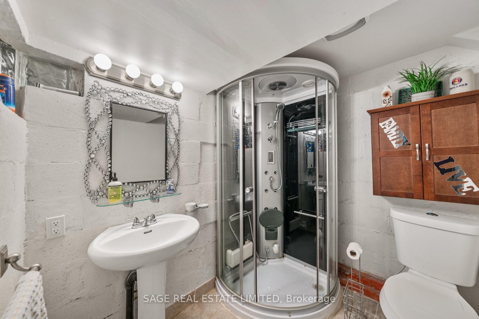 Photo 23 of 1084 Pape Avenue, Toronto, Broadview North — HOMEH