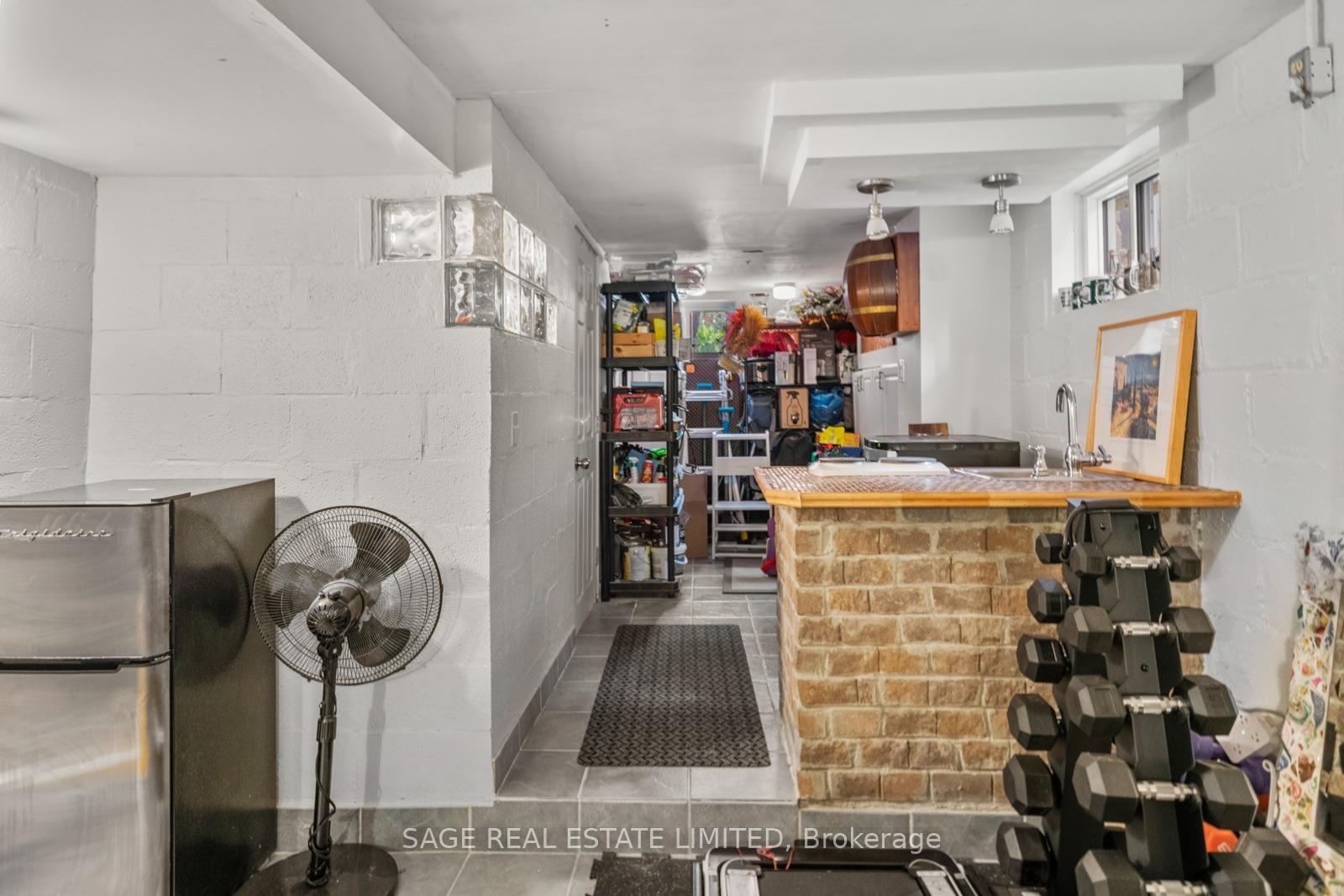 Photo 24 of 1084 Pape Avenue, Toronto, Broadview North — HOMEH