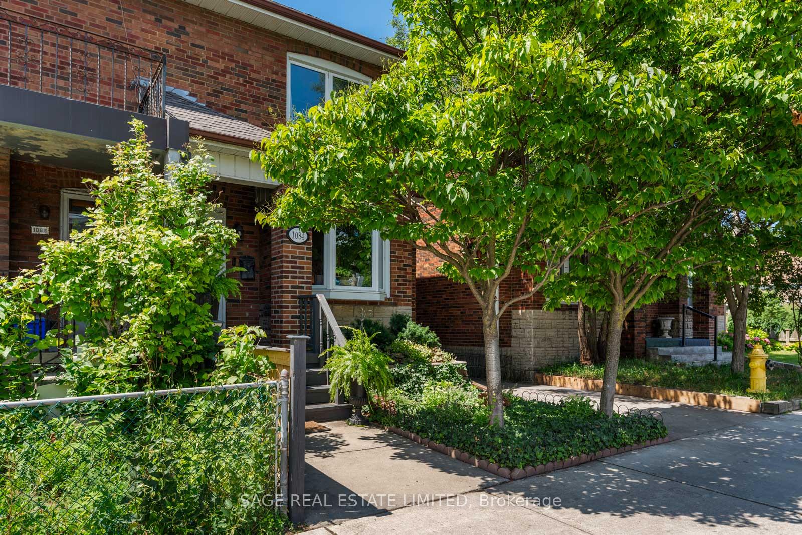 Photo 32 of 1084 Pape Avenue, Toronto, Broadview North — HOMEH