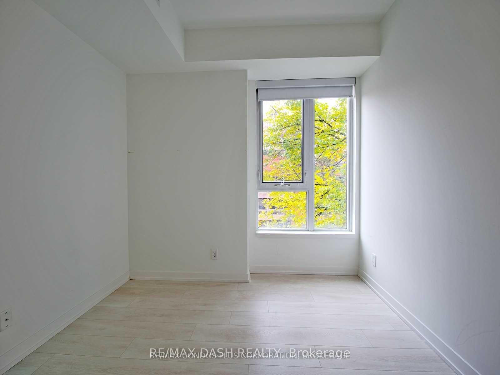 Photo 8 of Unit 215, 223 St Clair Avenue W, Toronto, Casa Loma — HOMEH