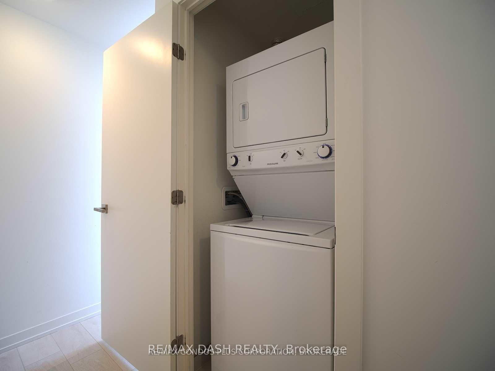 Photo 11 of Unit 215, 223 St Clair Avenue W, Toronto, Casa Loma — HOMEH