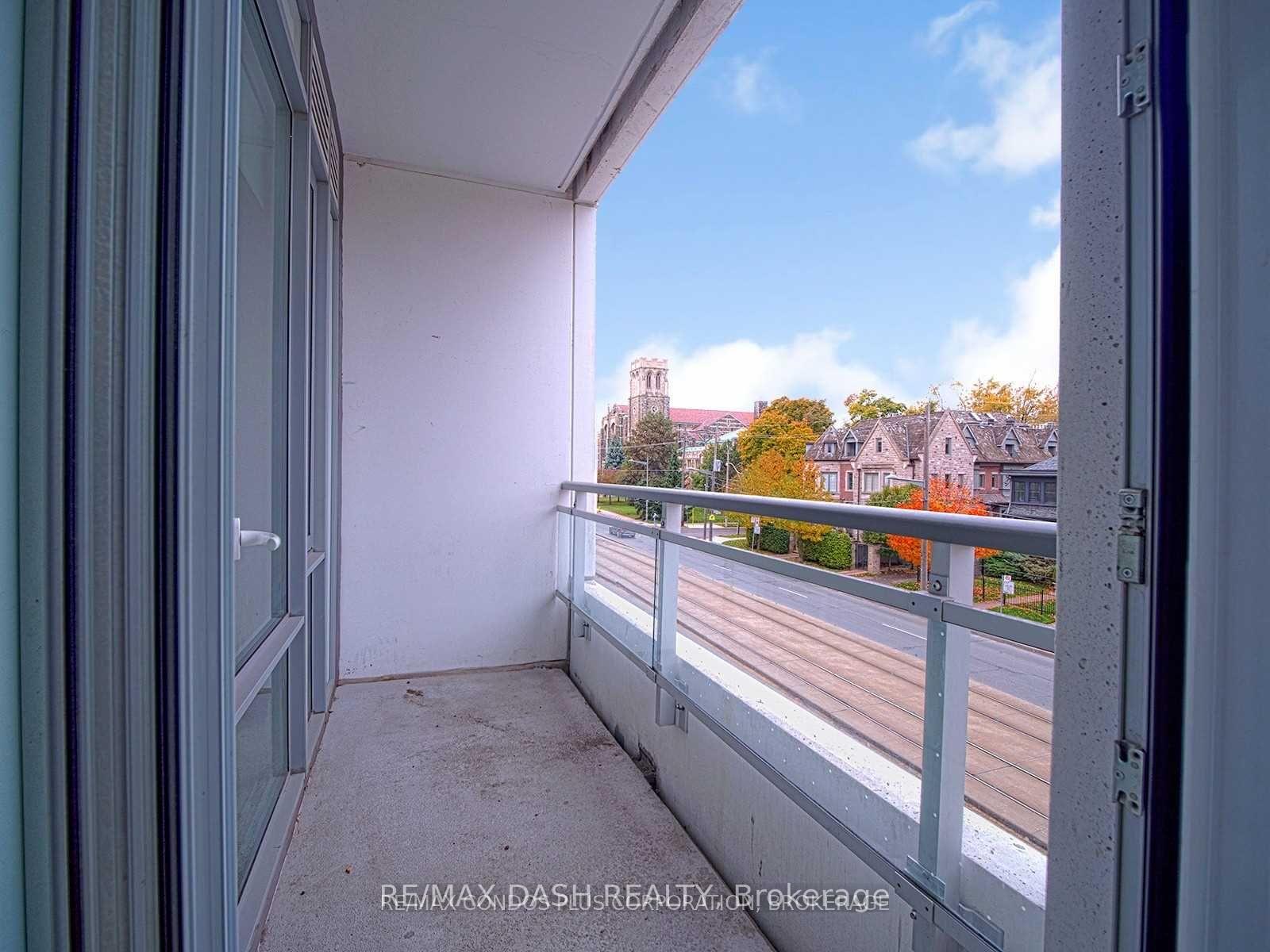 Photo 12 of Unit 215, 223 St Clair Avenue W, Toronto, Casa Loma — HOMEH