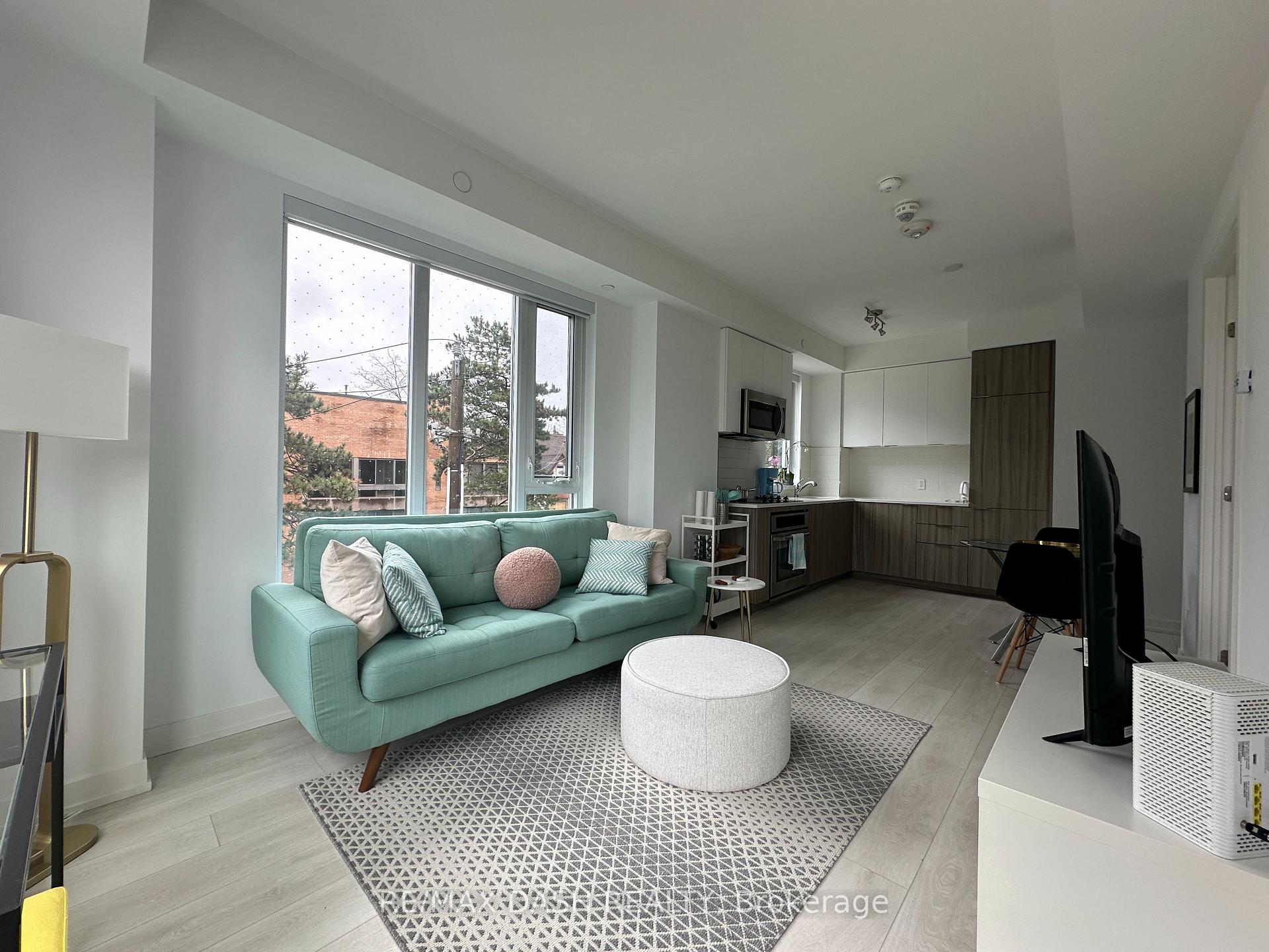 Photo 24 of Unit 215, 223 St Clair Avenue W, Toronto, Casa Loma — HOMEH