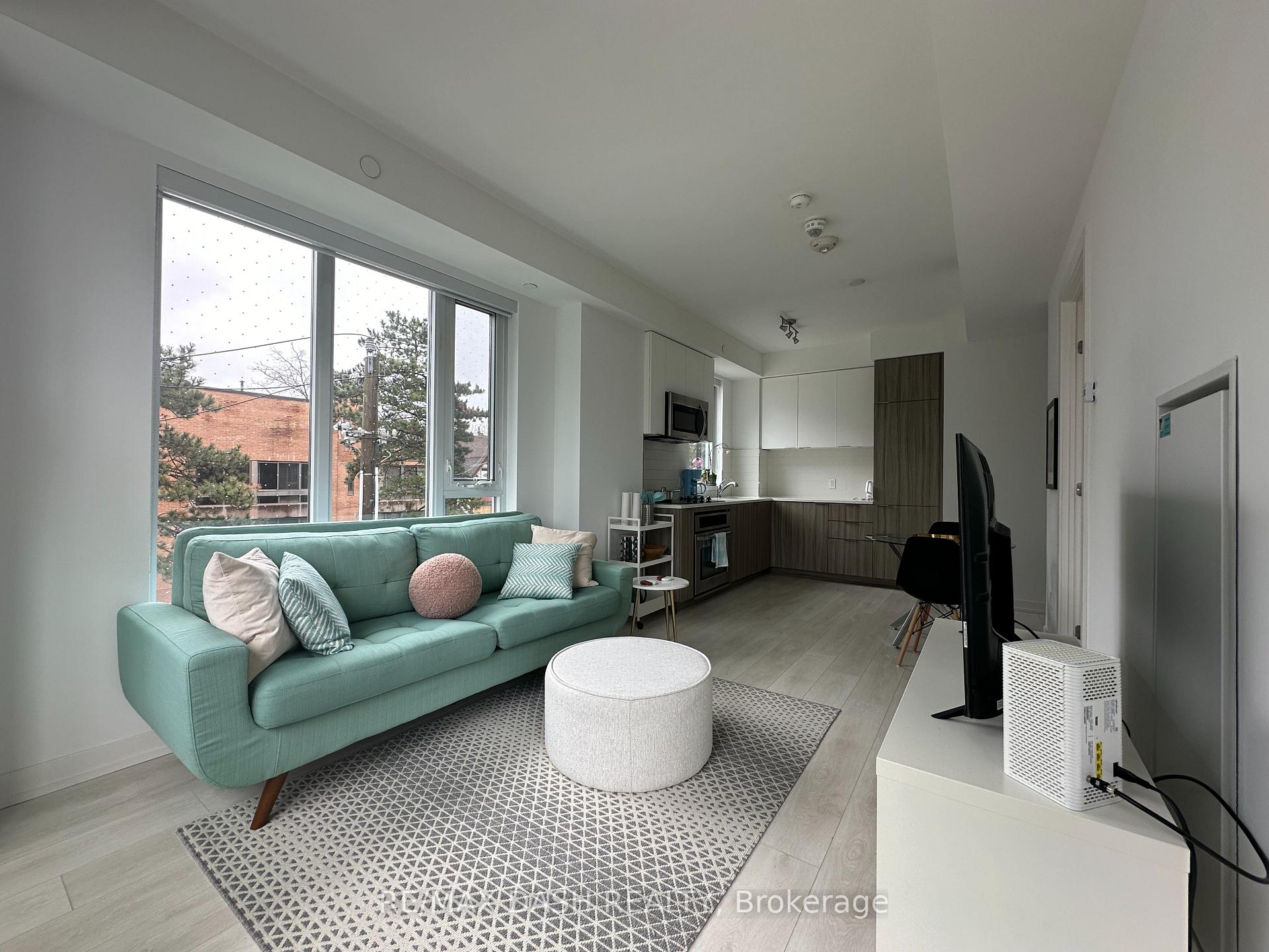 Photo 25 of Unit 215, 223 St Clair Avenue W, Toronto, Casa Loma — HOMEH