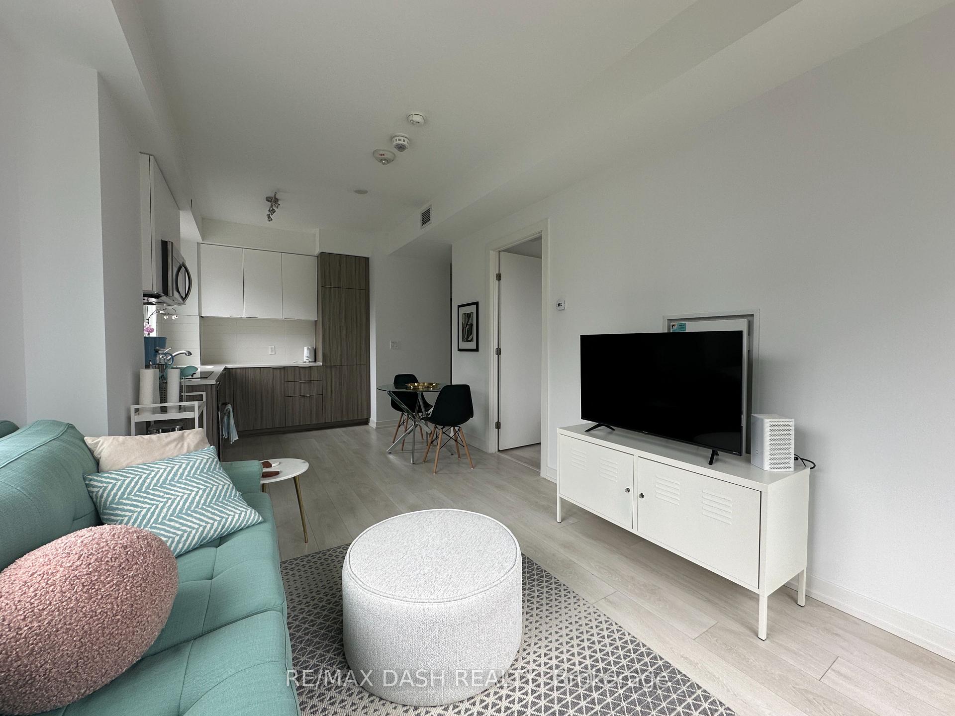 Photo 27 of Unit 215, 223 St Clair Avenue W, Toronto, Casa Loma — HOMEH
