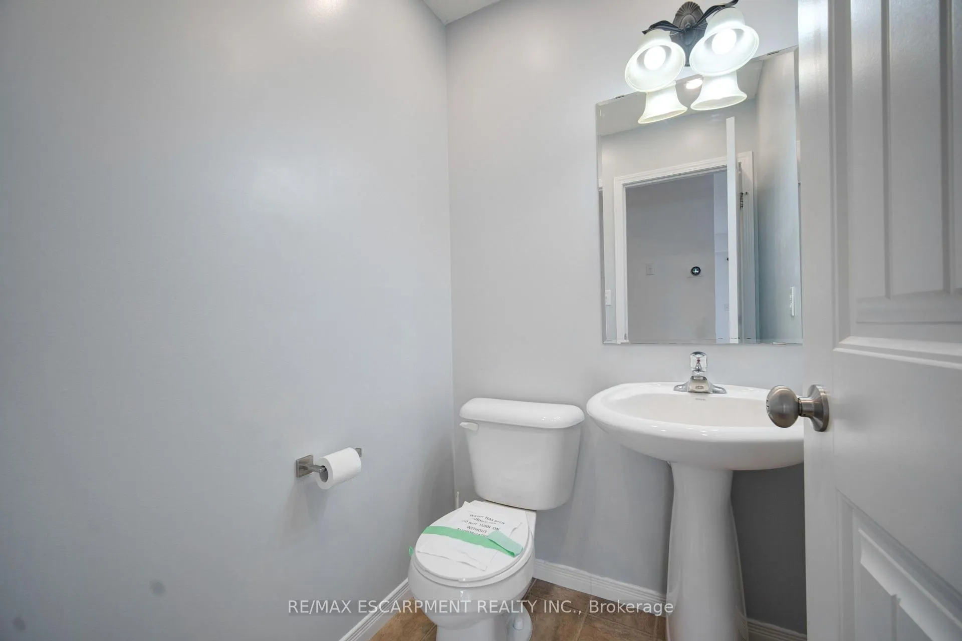 Photo 20 of 284 Sophia Crescent, Kitchener, Huron Park — HOMEH