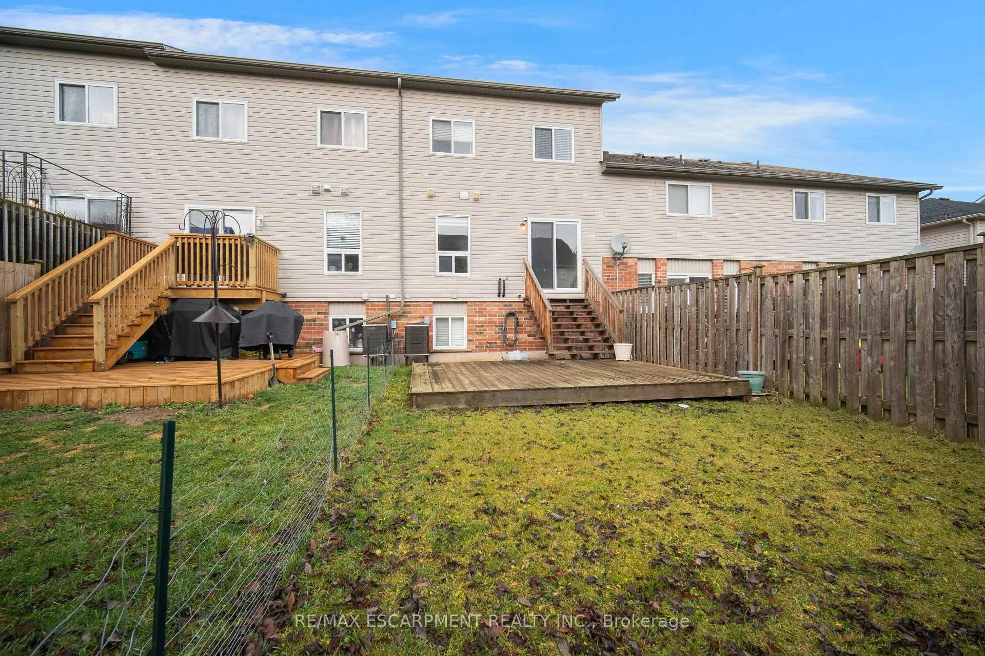 Photo 38 of 284 Sophia Crescent, Kitchener, Huron Park — HOMEH