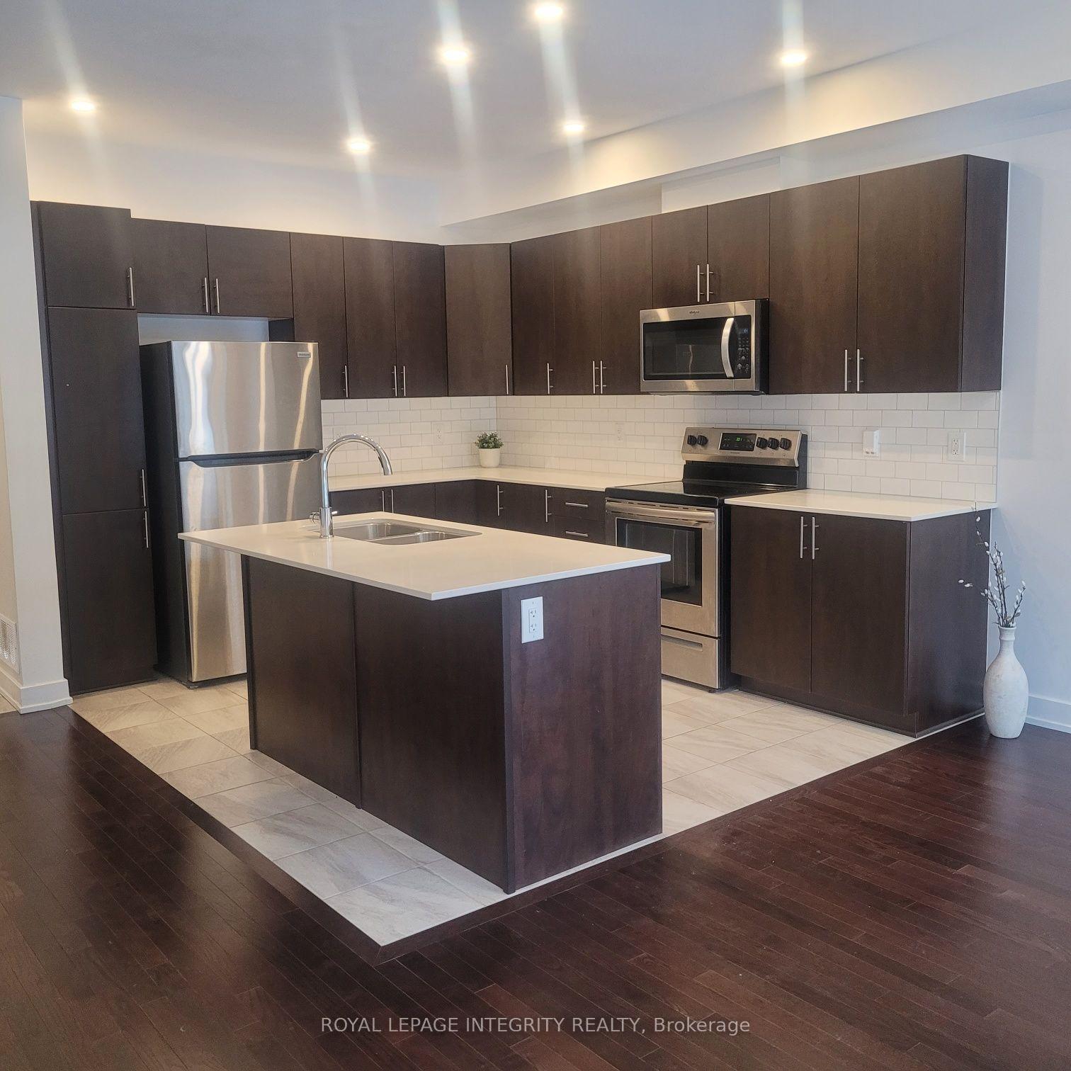 Photo 8 of 1026 Hydrangea Avenue, Ottawa, Riverside South/Gloucester Glen — HOMEH