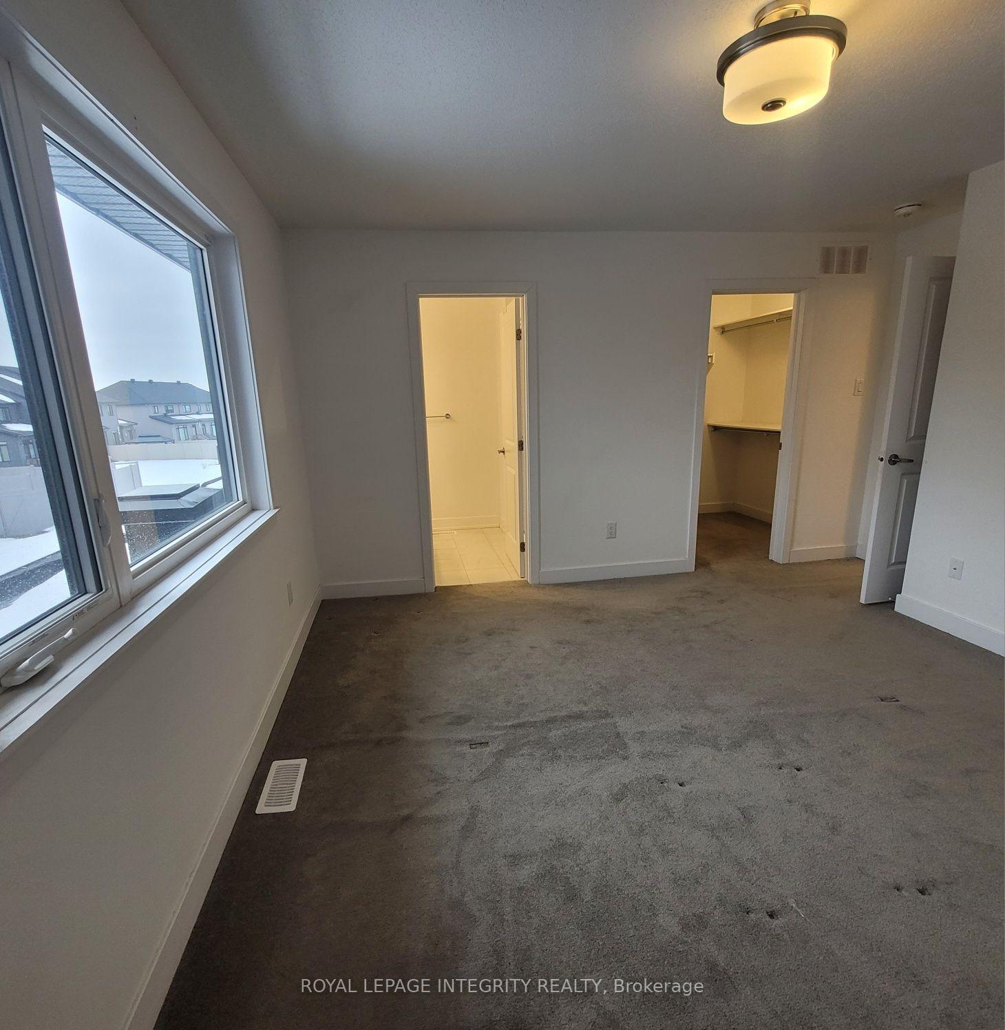 Photo 15 of 1026 Hydrangea Avenue, Ottawa, Riverside South/Gloucester Glen — HOMEH