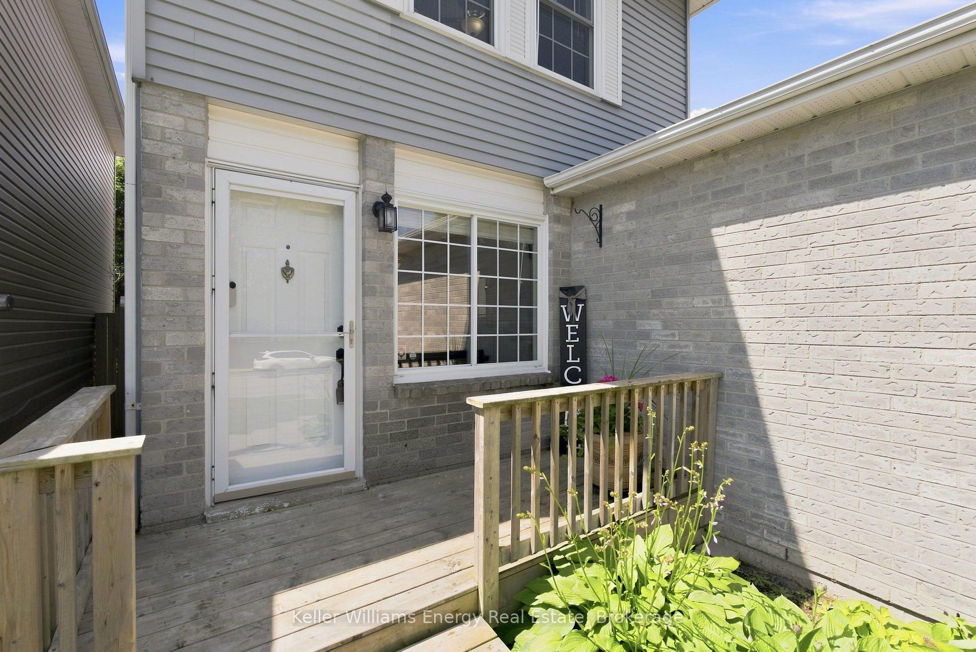 Photo 4 of 1454 Valley Drive, Oshawa, Lakeview — HOMEH