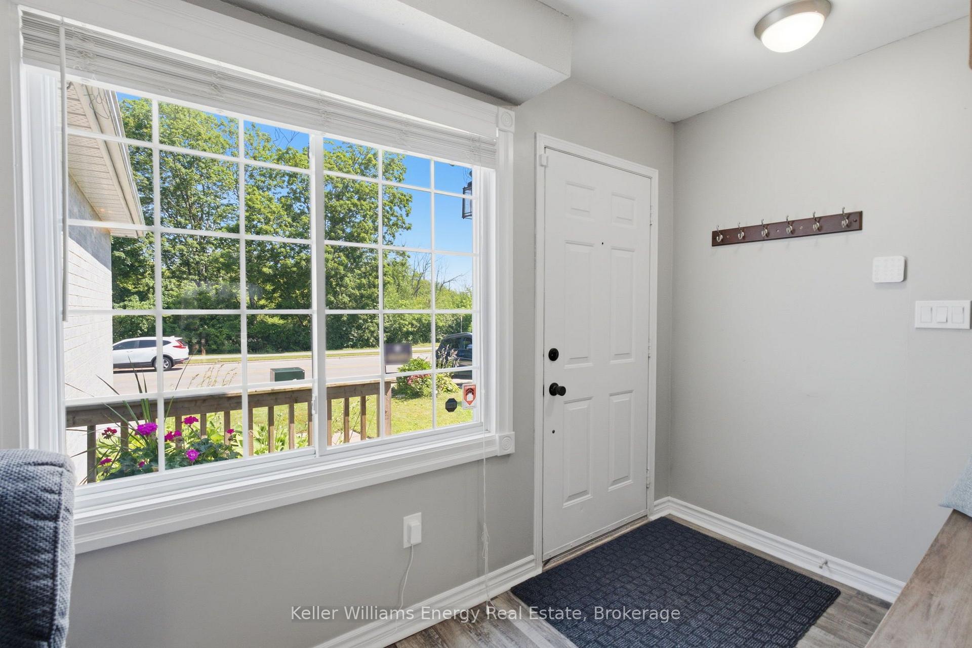 Photo 5 of 1454 Valley Drive, Oshawa, Lakeview — HOMEH