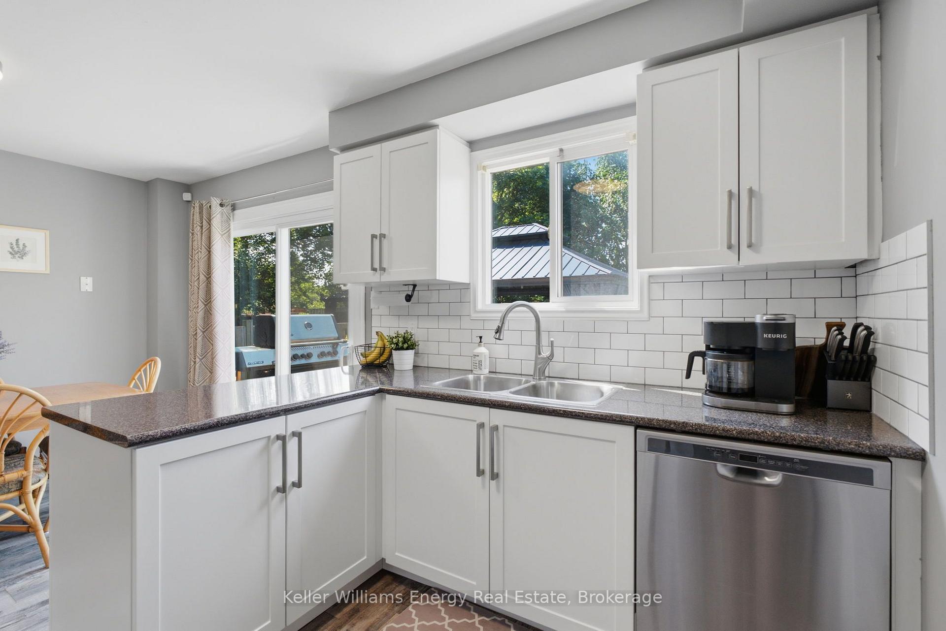 Photo 15 of 1454 Valley Drive, Oshawa, Lakeview — HOMEH