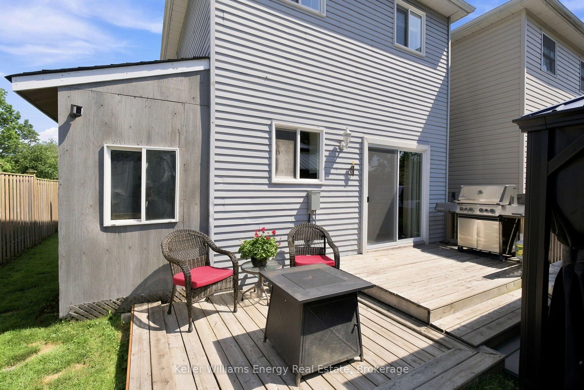 Photo 30 of 1454 Valley Drive, Oshawa, Lakeview — HOMEH