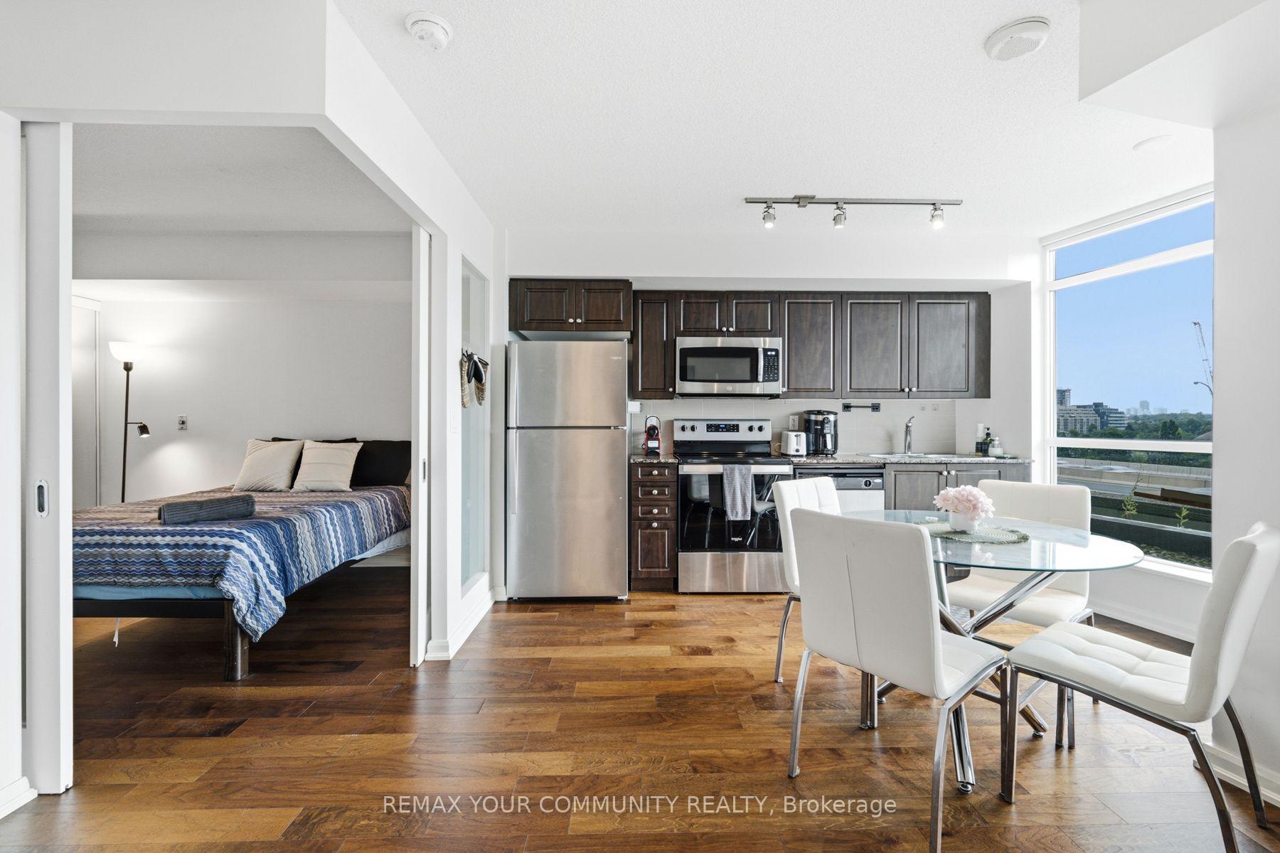 Photo 9 of Unit 962, 209 Fort York Boulevard, Toronto, Niagara — HOMEH