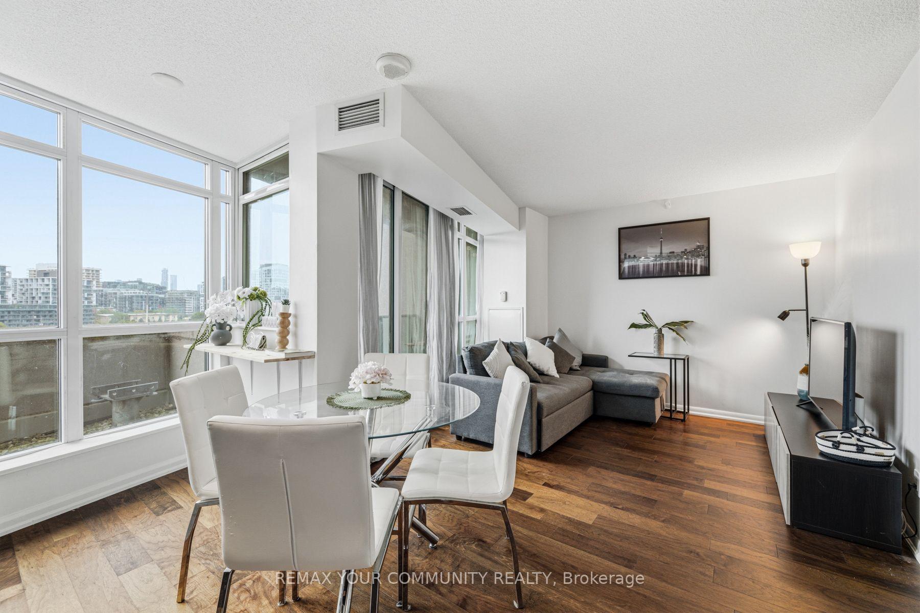 Photo 11 of Unit 962, 209 Fort York Boulevard, Toronto, Niagara — HOMEH