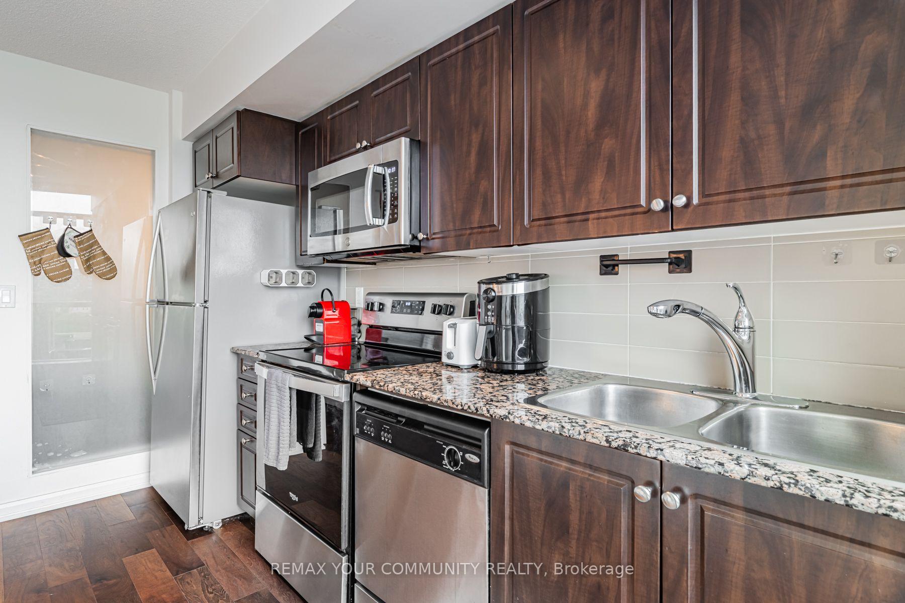 Photo 15 of Unit 962, 209 Fort York Boulevard, Toronto, Niagara — HOMEH