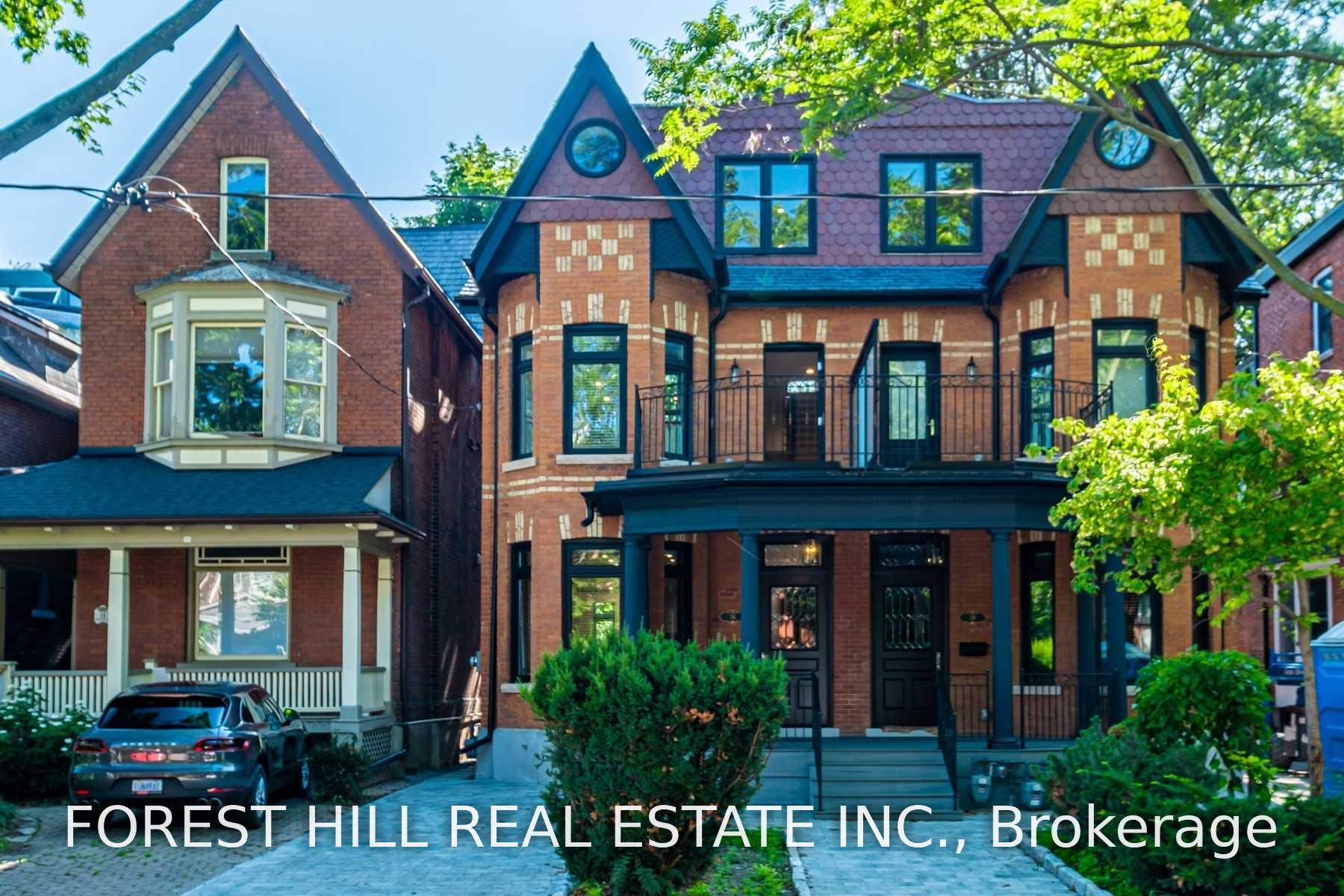 Front of Unit 2nd/3rd Flr, 36 Howland Avenue