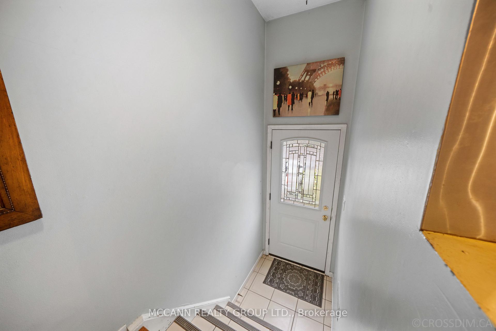 Photo 7 of 17 Sydenham Street, Toronto, Regent Park — HOMEH