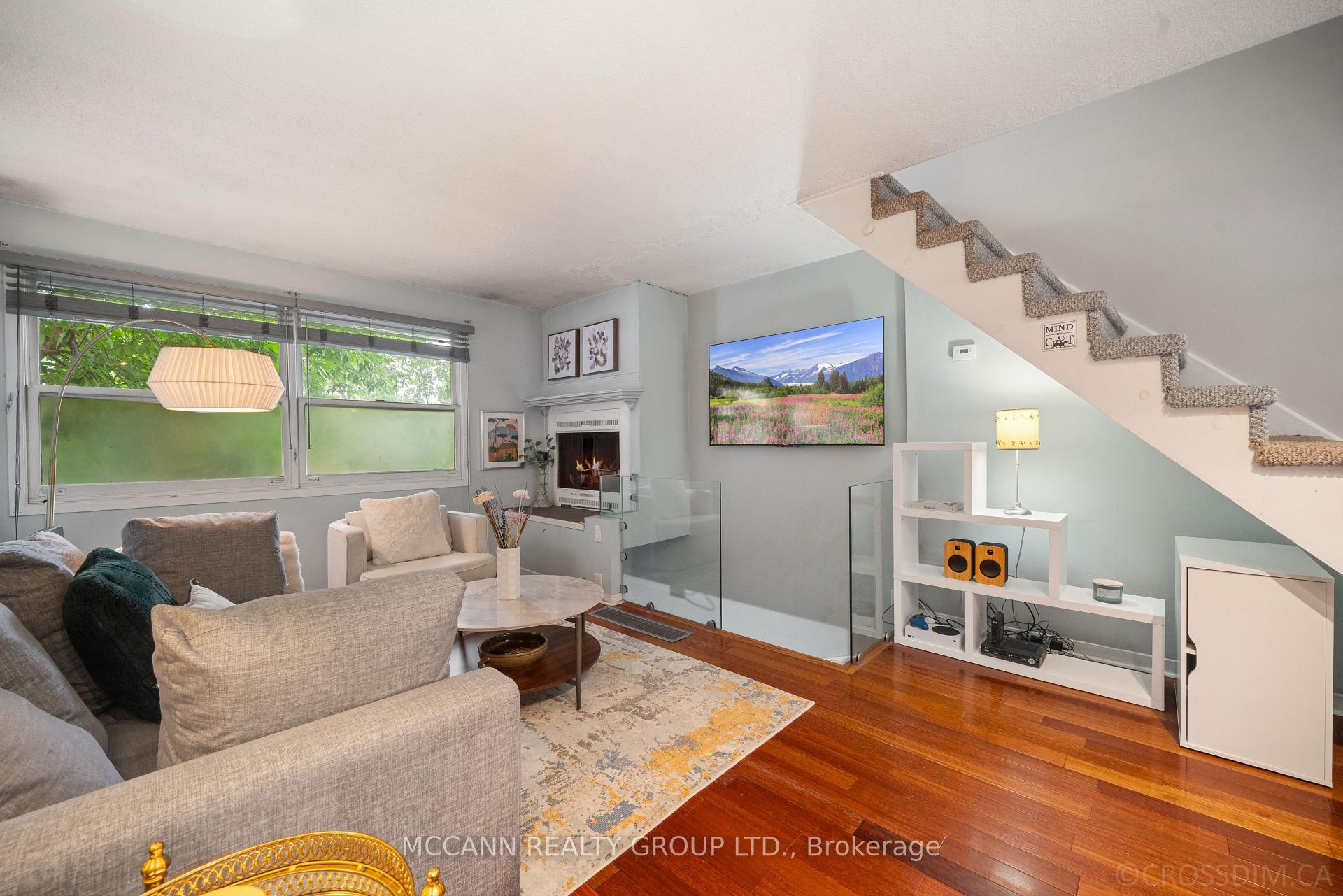 Photo 10 of 17 Sydenham Street, Toronto, Regent Park — HOMEH