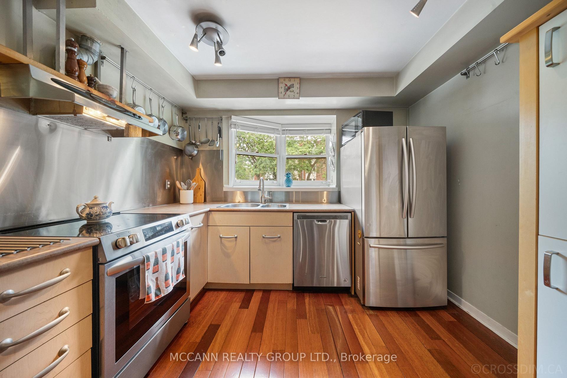 Photo 16 of 17 Sydenham Street, Toronto, Regent Park — HOMEH