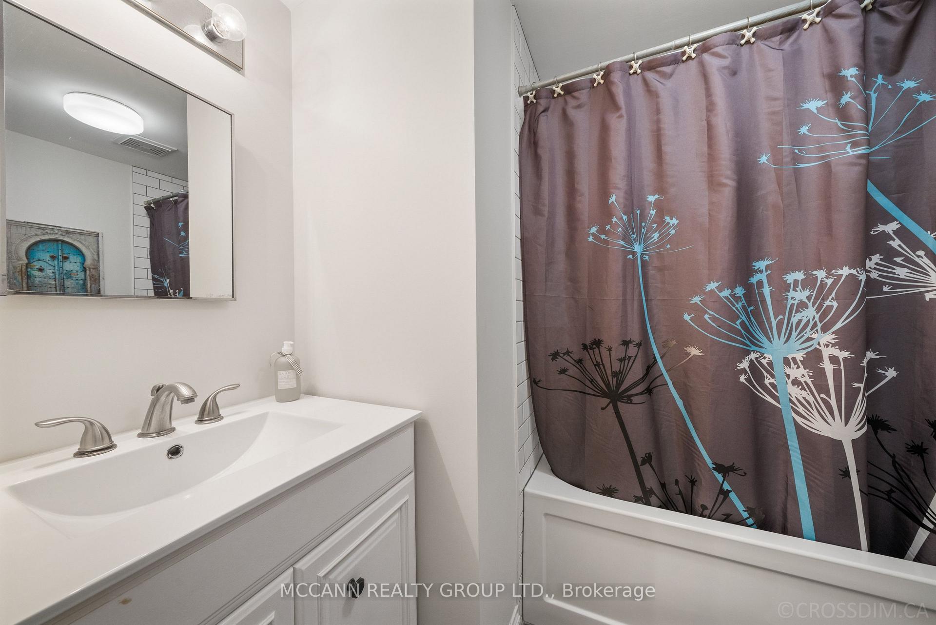 Photo 21 of 17 Sydenham Street, Toronto, Regent Park — HOMEH