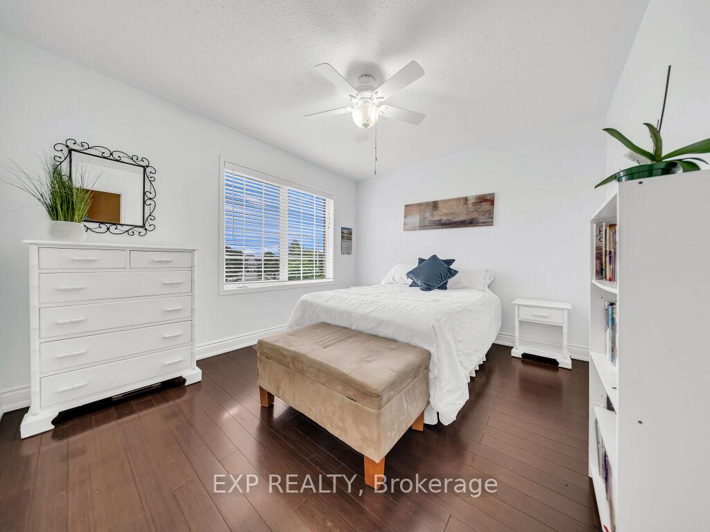 Photo 22 of 134 Dells Crescent, Brampton, Fletcher's Meadow — HOMEH