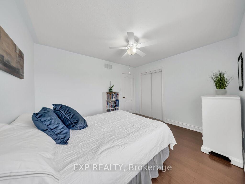 Photo 23 of 134 Dells Crescent, Brampton, Fletcher's Meadow — HOMEH