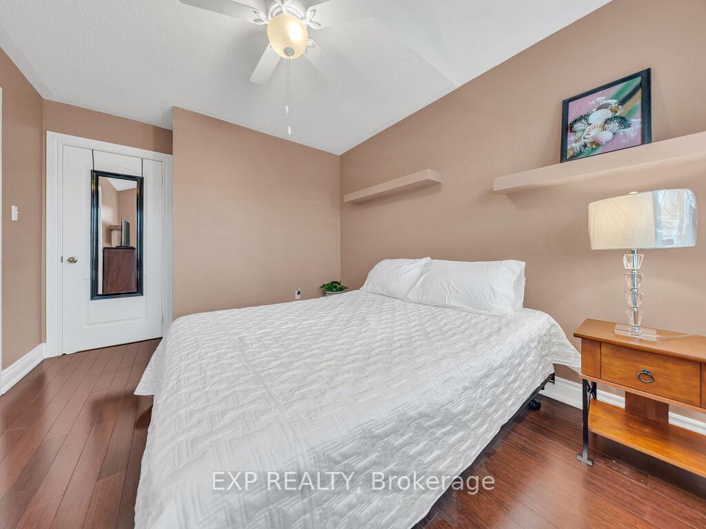 Photo 25 of 134 Dells Crescent, Brampton, Fletcher's Meadow — HOMEH
