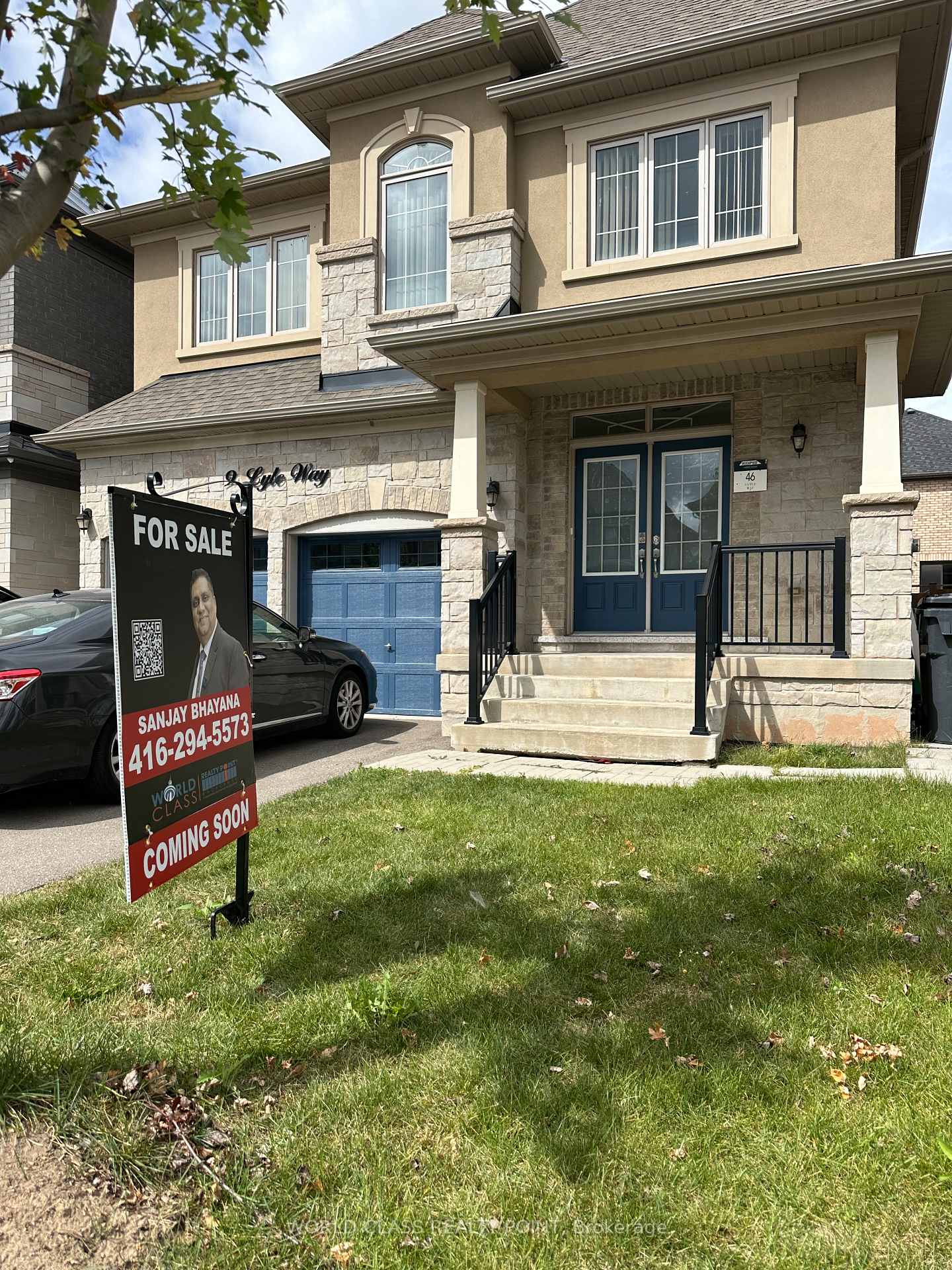 Photo 2 of 9 Lyle Way, Brampton, Northwest Brampton — HOMEH